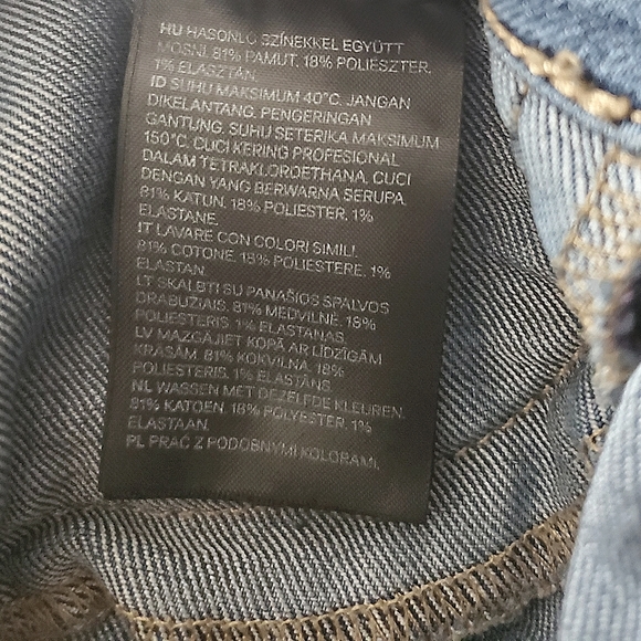 H&M Divided Jeggings/Jeans Medium Wash Color - Picture 8 of 9